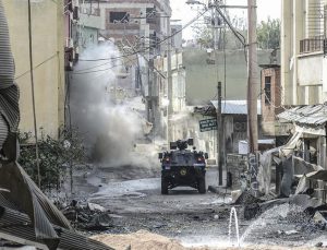 Başbakan Davutoğlu ‘Silopi yeniden inşa edilecek’ dedi