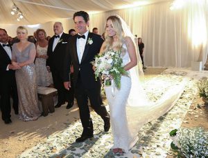 Lauren Conrad gelinliği odalara sığmadı