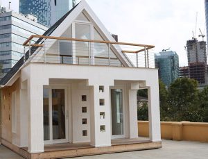 Brick B katlanıyor, tekrar kullanılıyor, yaşıyor