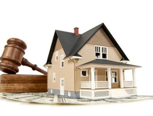 Mahkeme zamanında teslim edilmeyen evin kredi borcunu durdurdu