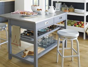 Crate and Barrel'ın mutfak adaları