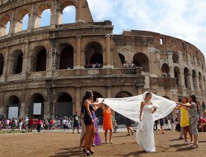 Benimle Roma’da evlenir misin?