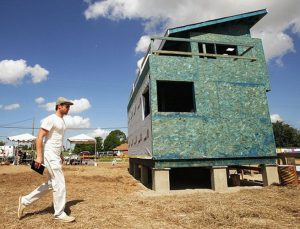 Brad Pitt New Orleans halkı için 109 ev yaptırdı