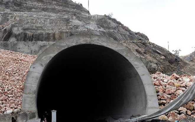 Doğu Anadolu'yu Akdeniz'e bağlayacak tünel yılsonunda bitiyor