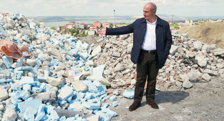 Büyükçekmece Gölü hafriyat artıklarından muzdarip