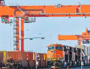 Safiport Derince’ye 3. ayak demiryolu geliyor