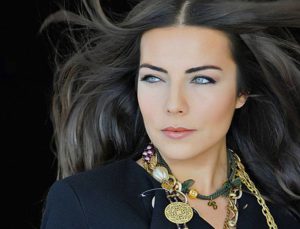 Burcu Kara Lodewijk Van Male Şatosu'nda evlendi