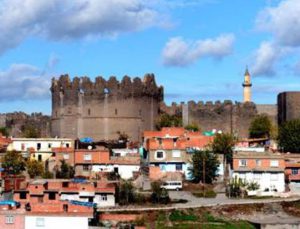 Vakıflar Genel Müdürlüğü Sur'daki kiracıların borçlarını sildi