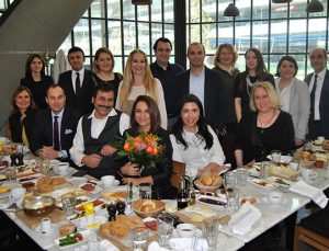 Perapost Gayrimenkul yayın hayatına dostlarıyla merhaba dedi