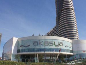 Saf GYO’dan Akasya AVM’deki kiracılarına dolar kuru kıyağı