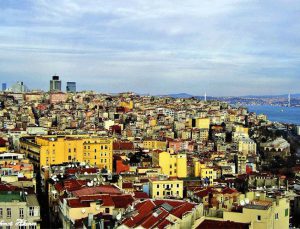 Kentsel dönüşüm ve yabancılar Beyoğlu’nda fiyatları uçurdu