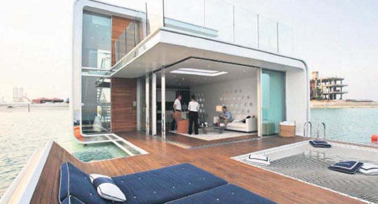 Dubai’nin yüzen villalarında inşaat başladı