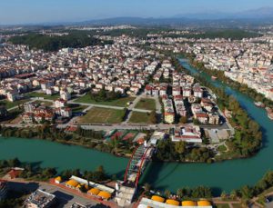 Manavgat’ta 35 milyon TL’lik iki arsa satılıyor