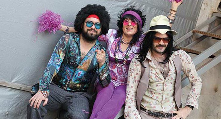 Viaport Asia’dan babalara ‘Retrobüs’ sürprizi