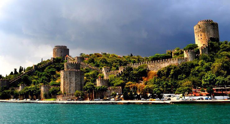 Rumelihisarı’nda 4,3 milyon TL’ye 653 metrekare arsa