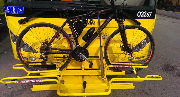 İETT Çevre Günü’nde bisiklet aparatlı otobüsleri seferber etti