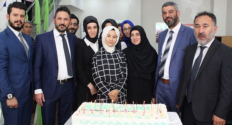 Eminevim 86’ncı şubesini İzmir’e açtı