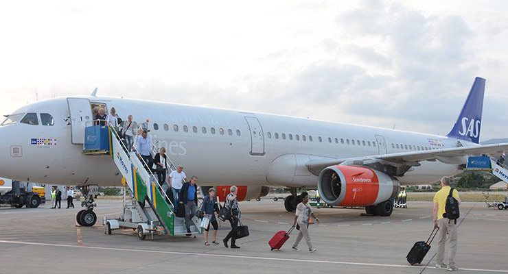 Gazipaşa-Alanya Havalimanı’na ilk Airbus A321 indi