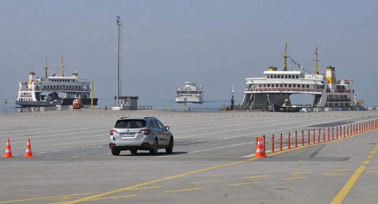 Bu bayram Osmangazi Köprüsü in, feribot out