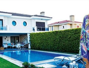 Yüksel Ak’ın Alaçatı’daki yazlık cenneti