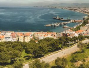 İzmir Dikili’de KDV’den muaf satılık 10 arsa