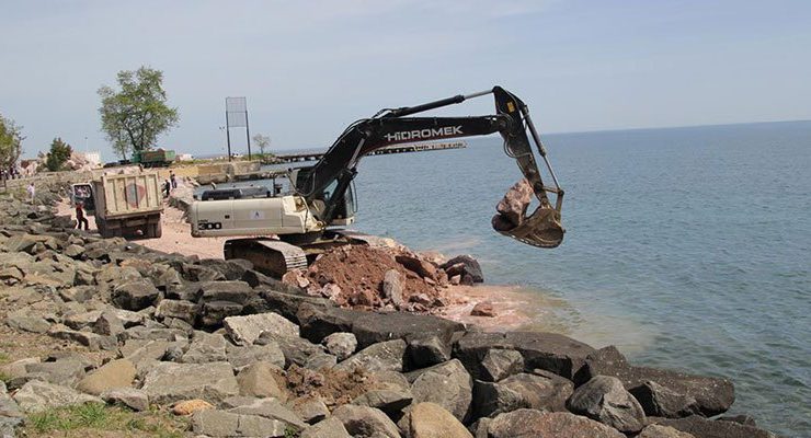 Kocaeli’nde denize dolgudan elde edilen arsa satılıyor