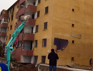 İBB 280 binayı tahliye edip molozunu taşıtacak