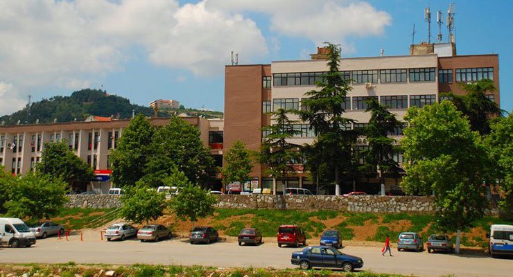 Biga Belediyesi eski binadan 5 ofis satıyor