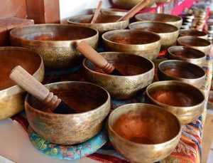 Nepal’in şifa dağıtan kâselerine Antalya’da büyük ilgi