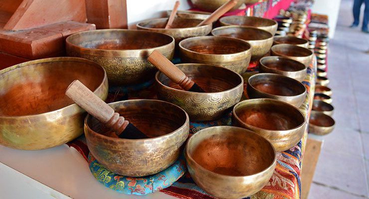 Nepal’in şifa dağıtan kâselerine Antalya’da büyük ilgi