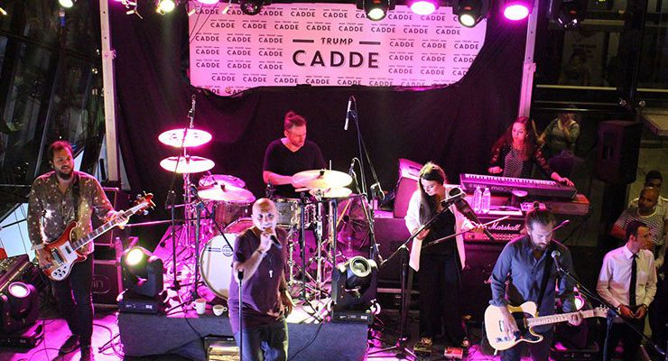 Trump Cadde Gripin Konseri’yle sallandı