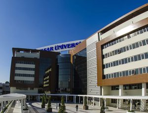 Yaşar Üniversitesi Rektörlüğü yrd. doç. iç mimar arıyor