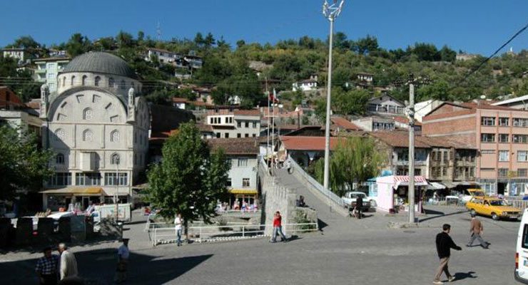 Niksar’da 4,3 milyon TL’ye 18,6 dönüm arsa