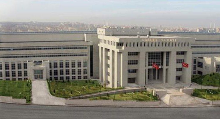 Kamu taşınmazlarının tahsis ve devri haklarında değişik yapıldı