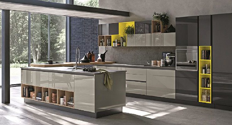 İtalyan Stosa, Bakırköy ve Avcılar mağazalarını açtı