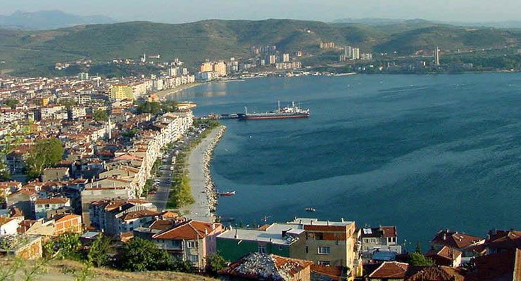 Gemlik’te 2,1 milyon TL’ye satılık bina
