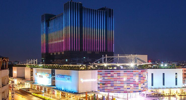 Antalya’nın en büyük AVM’si artık kayyumda