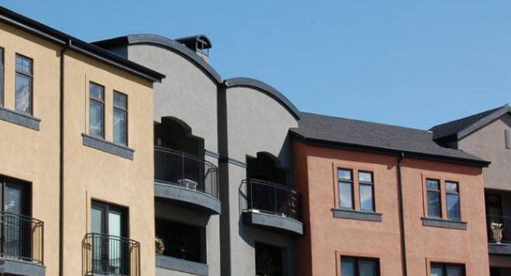 Alligator Yalı Boyası ahşap dış cepheye can katıyor