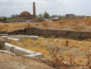 Eski Van şehrinde Osmanlı’nın ‘kamu binaları’ bulundu