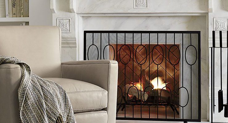 Crate and Barrel’la şömine keyfinizi ikiye katlayın