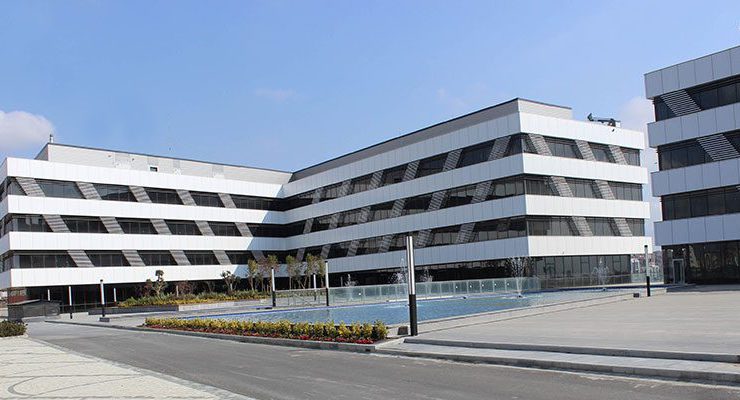 Başakşehir Ticaret ve Eğitim Portalı teslim ediliyor