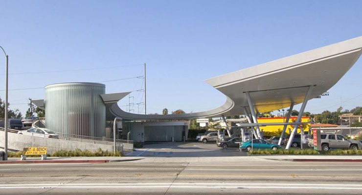 Bodrum Cumhuriyet Caddesi’nde satılık akaryakıt arsası