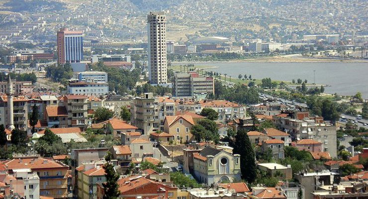 İzmir’in emlak sektörü de dev projelerle şahlandı