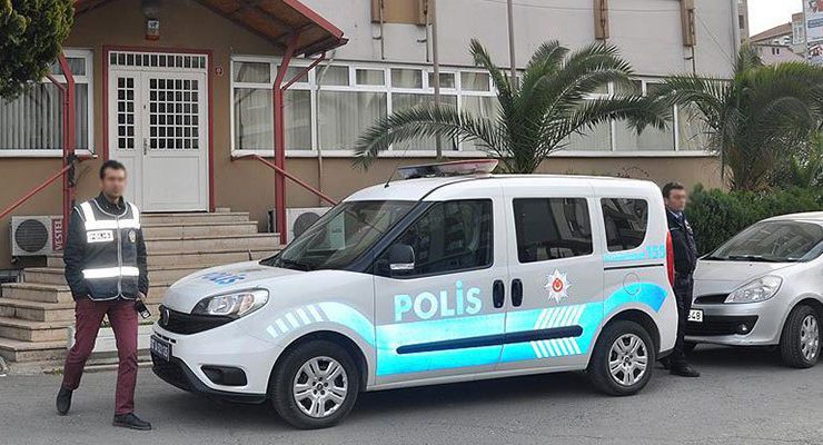 İzmir’de inşaat şirketlerinin de yer aldığı 57 firmaya kayyum!
