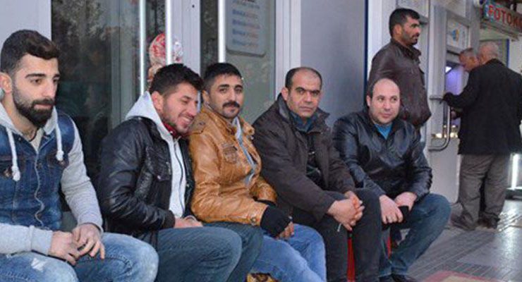 Malatya’nın soğuğunda iki gece bir gün TOKİ konutları nöbeti