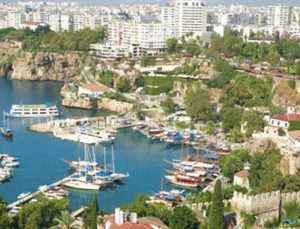 Antalya Aksu’da 1,1 milyon TL’ye 3 arsa