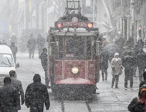Beklenen kuvvetli ve yoğun kar yağışı İstanbul’a geliyor