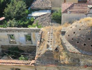Kültür ve Turizm Bakanlığı 56 taşınmazın korumasını kaldırdı