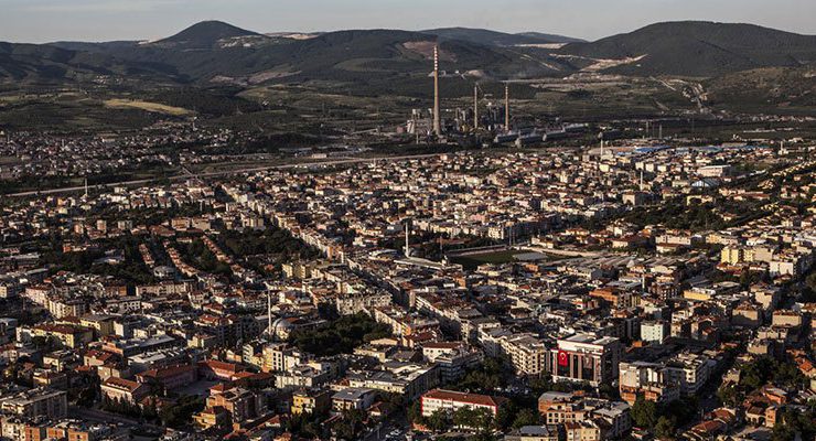 Soma’da 2,7 milyon TL’ye 16 dönüm arsa