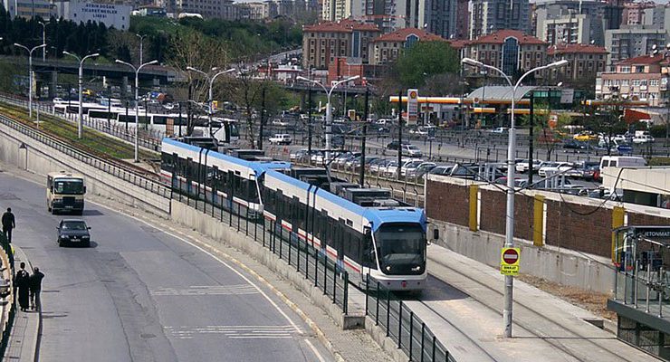 Başkan açıkladı: Zeytinburnu Tramvayı yerin altına alınacak